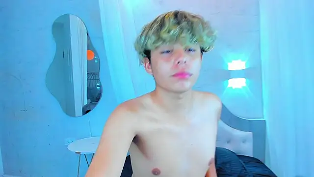 Snapshot of nathan_bell chatting on November 2025 03:19:02 AM nathan bell online show from November 2025 03:19:02 AM