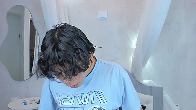 Snapshot of nathan_bell chatting on December 2025 03:36:02 AM nathan bell online show from December 2025 03:36:02 AM