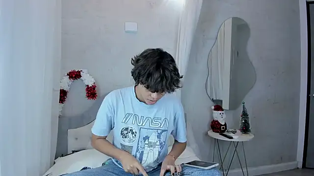 Snapshot of nathan_bell chatting on December 2025 03:56:02 AM nathan bell online show from December 2025 03:56:02 AM