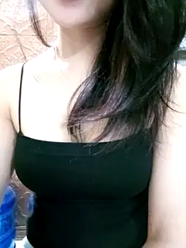 Snapshot of Lynk2x chatting on November 2025 05:09:01 PM Lynk2x online show from November 2025 05:09:01 PM