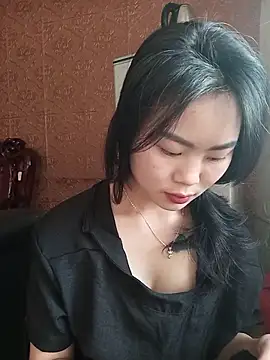 Snapshot of Lynk2x chatting on November 2025 08:14:01 AM Lynk2x online show from November 2025 08:14:01 AM