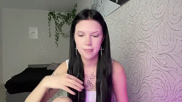 Snapshot of JuliaElse chatting on November 2025 11:24:02 AM JuliaElse online show from November 2025 11:24:02 AM