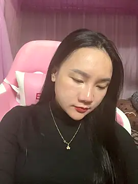 Snapshot of dusi-cute chatting on December 2025 03:12:02 AM dusi-cute online show from December 2025 03:12:02 AM