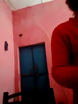 Snapshot of Bigg_bhabi chatting on December 2025 11:20:01 PM Bigg bhabi online show from December 2025 11:20:01 PM