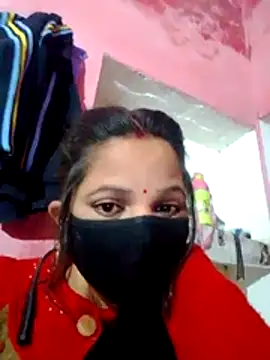 Snapshot of Bigg_bhabi chatting on December 2025 11:31:02 PM Bigg bhabi online show from December 2025 11:31:02 PM