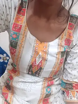 Snapshot of Asha_devi90 chatting on March 2026 04:24:02 PM Asha devi90 online show from March 2026 04:24:02 PM