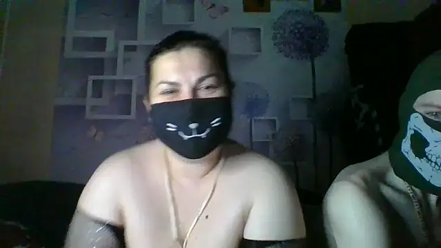 Snapshot of honey_sweet_couple chatting on November 2025 05:34:02 PM honey sweet couple online show from November 2025 05:34:02 PM