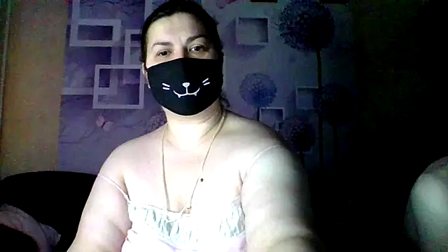 Snapshot of honey_sweet_couple chatting on December 2025 05:37:01 AM honey sweet couple online show from December 2025 05:37:01 AM