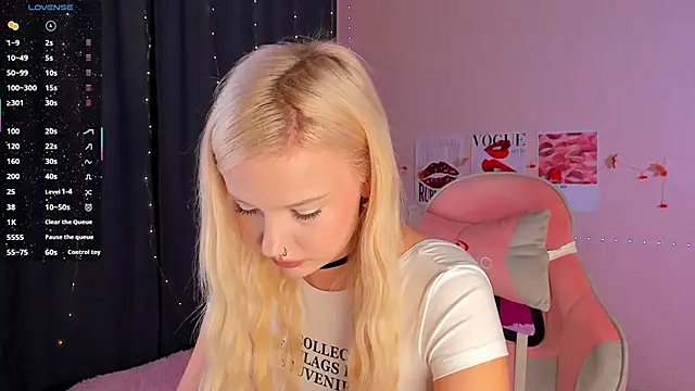 murmurmiace online show from November 2025 12:04:01 PM