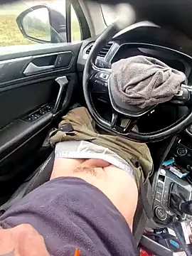 Snapshot of -The-Last- chatting on December 2025 09:40:01 AM -The-Last- online show from December 2025 09:40:01 AM