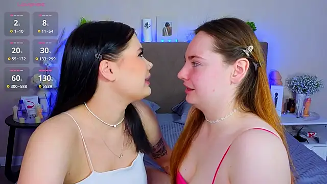 Snapshot of Dina_Mary chatting on November 2025 03:15:01 AM Dina Mary online show from November 2025 03:15:01 AM