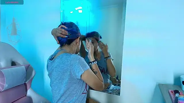 tsuky nekoo online show from November 2025 02:11:02 AM