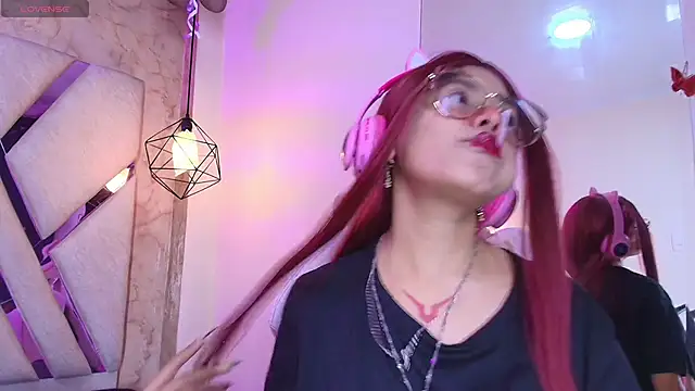 tsuky nekoo online show from December 2025 02:50:02 AM