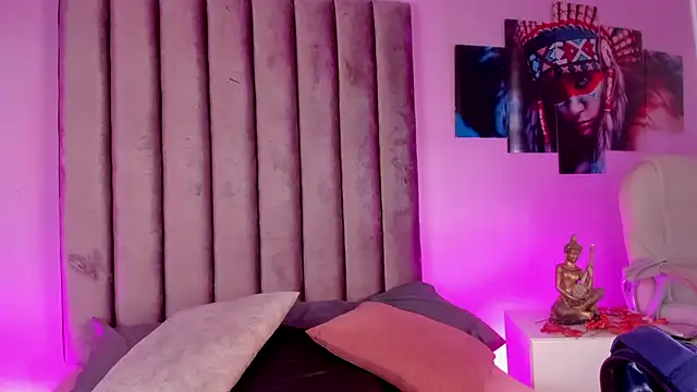 GabrielaSuarez  online show from July 2026 08:40:01 PM