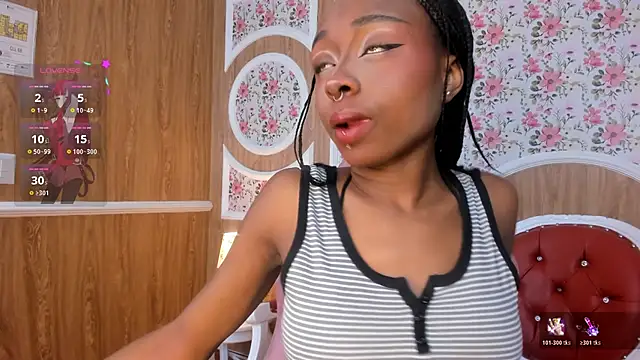 Snapshot of Midnight_Bluee chatting on November 2025 12:27:02 PM Midnight Bluee online show from November 2025 12:27:02 PM