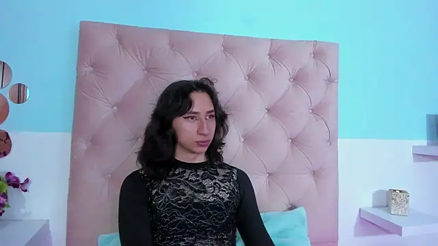 Charlothe 7 online show from November 2025 04:33:02 AM