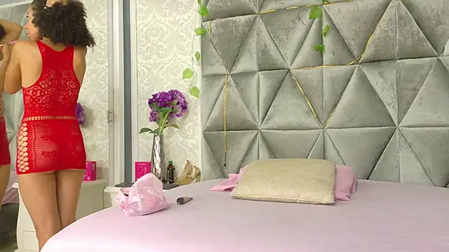 Miaa Grace  online show from May 2026 01:07:02 PM
