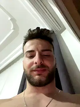 atesturky online show from December 2025 01:00:02 AM