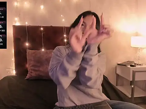 Lianna Smith  online show from February 2026 02:54:01 AM