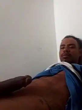 Snapshot of morenoosafado18cm chatting on November 2025 02:39:02 PM morenoosafado18cm online show from November 2025 02:39:02 PM