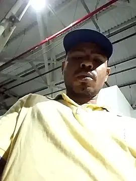 Snapshot of morenoosafado18cm chatting on November 2025 09:48:02 PM morenoosafado18cm online show from November 2025 09:48:02 PM