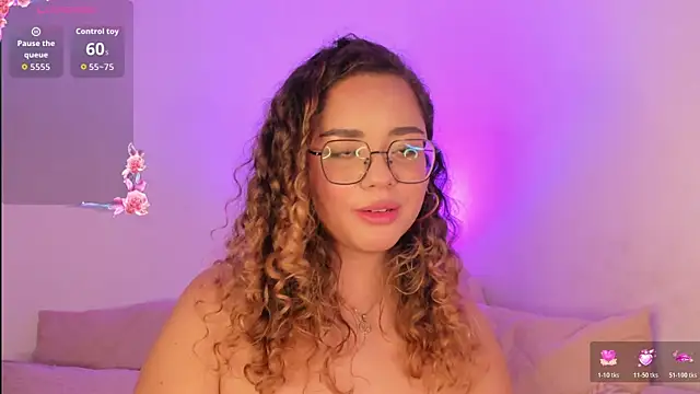 Snapshot of Amalia_Bennet chatting on November 2025 10:29:02 PM Amalia Bennet online show from November 2025 10:29:02 PM