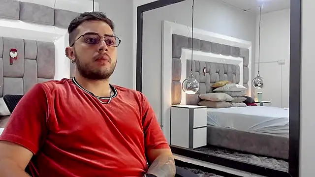 Snapshot of Ethan_Greys chatting on November 2025 03:49:02 AM Ethan Greys online show from November 2025 03:49:02 AM