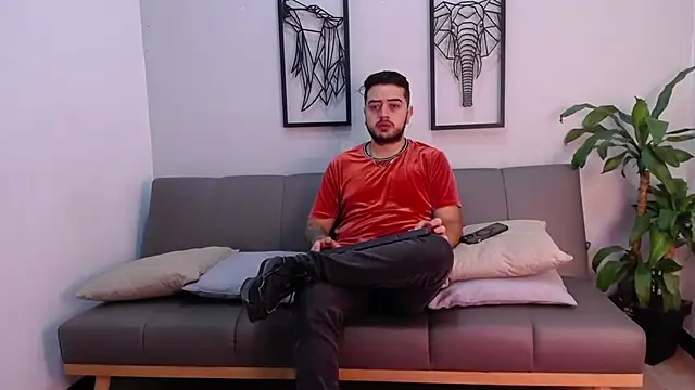 Snapshot of Ethan_Greys chatting on December 2025 04:07:02 AM Ethan Greys online show from December 2025 04:07:02 AM