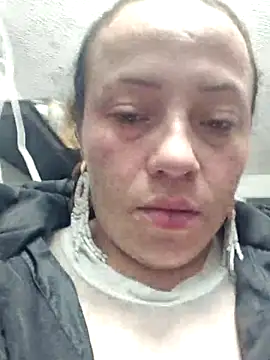 Snapshot of Rouse_hot_ chatting on November 2025 12:00:02 PM Rouse hot online show from November 2025 12:00:02 PM