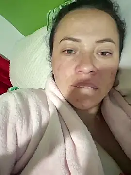 Snapshot of Rouse_hot_ chatting on November 2025 10:48:02 AM Rouse hot online show from November 2025 10:48:02 AM