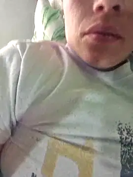 Snapshot of Rouse_hot_ chatting on December 2025 08:39:01 PM Rouse hot online show from December 2025 08:39:01 PM