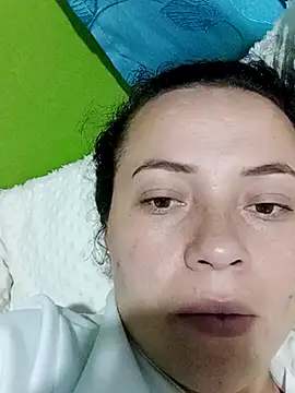 Snapshot of Rouse_hot_ chatting on December 2025 11:53:01 PM Rouse hot online show from December 2025 11:53:01 PM