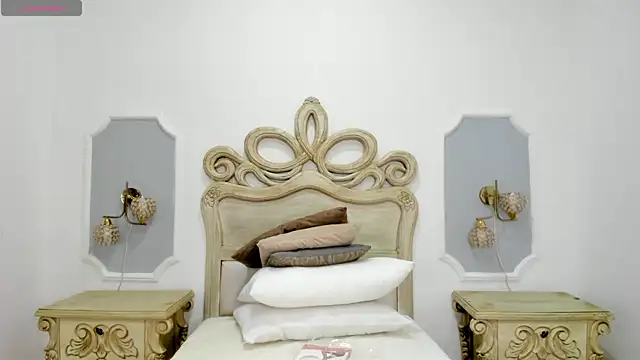 Snapshot of kendall_jones7 chatting on December 2025 07:40:02 PM kendall jones7 online show from December 2025 07:40:02 PM