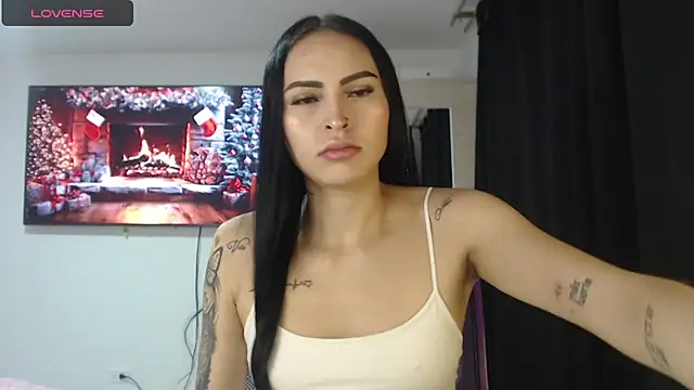 Snapshot of Linda__fiore chatting on November 2025 10:37:02 AM Linda fiore online show from November 2025 10:37:02 AM