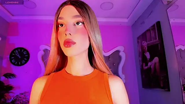 Snapshot of LeslieAmor1 chatting on November 2025 04:27:01 AM LeslieAmor1 online show from November 2025 04:27:01 AM