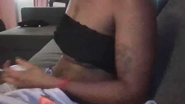 Snapshot of Mistresslucyxxx chatting on November 2025 10:56:01 PM Mistresslucyxxx online show from November 2025 10:56:01 PM