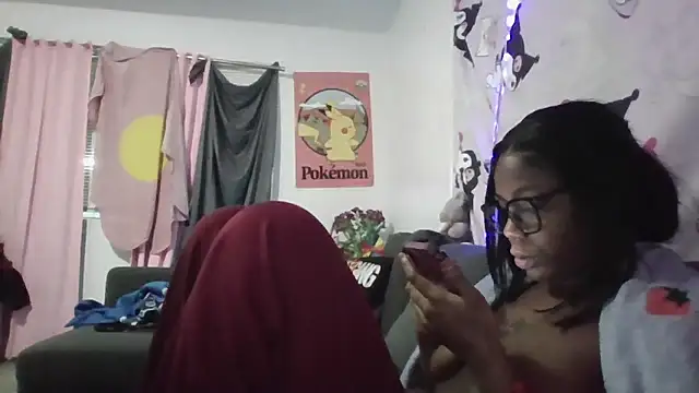 Snapshot of Mistresslucyxxx chatting on December 2025 01:13:01 AM Mistresslucyxxx online show from December 2025 01:13:01 AM