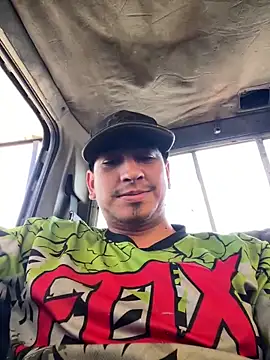 algila08 online show from March 2026 09:31:02 PM