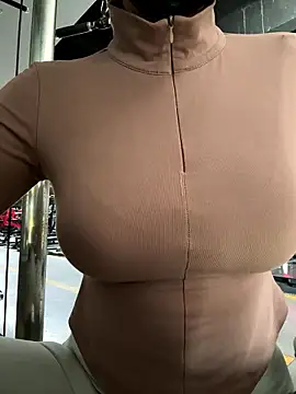 Snapshot of DDREBA chatting on January 2026 06:40:01 AM DDREBA online show from January 2026 06:40:01 AM