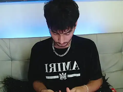 Snapshot of Brunicci chatting on November 2025 08:38:01 AM Brunicci online show from November 2025 08:38:01 AM