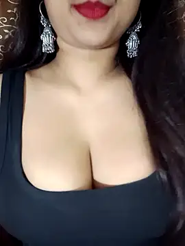 Snapshot of Aradhna_08 chatting on December 2025 06:01:02 AM Aradhna 08 online show from December 2025 06:01:02 AM