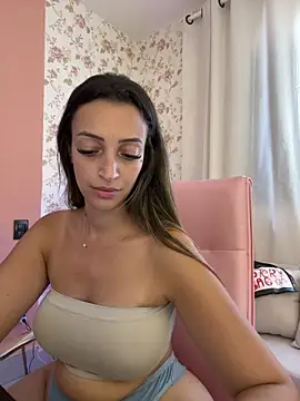 BelleRune online show from February 2026 03:42:01 PM