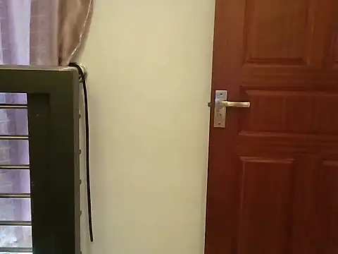 TommyZhao10 online show from May 2026 01:57:16 AM