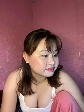 Snapshot of Lina8386 chatting on November 2025 07:02:02 PM Lina8386 online show from November 2025 07:02:02 PM