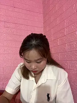 Snapshot of Lina8386 chatting on December 2025 02:54:02 AM Lina8386 online show from December 2025 02:54:02 AM