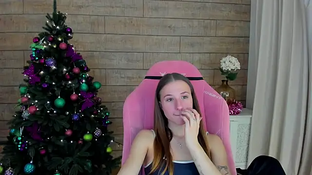 KristinaBellini online show from December 2025 04:36:01 PM