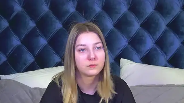 TinnaBurton online show from May 2026 04:24:01 PM
