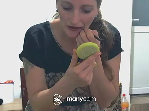 Snapshot of CrazyMaya39 chatting on November 2025 09:25:02 PM CrazyMaya39 online show from November 2025 09:25:02 PM