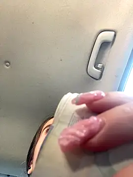 Snapshot of Scarlett_Noire_outdoors chatting on November 2025 07:43:01 PM Scarlett Noire outdoors online show from November 2025 07:43:01 PM