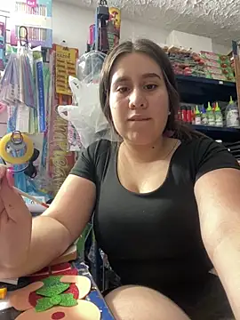 Snapshot of Scarlett_Noire_outdoors chatting on November 2025 10:47:02 PM Scarlett Noire outdoors online show from November 2025 10:47:02 PM